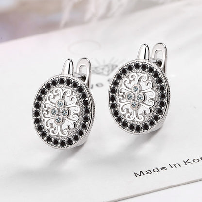 Diamond-encrusted Round Ear Clip Small Ear Rings